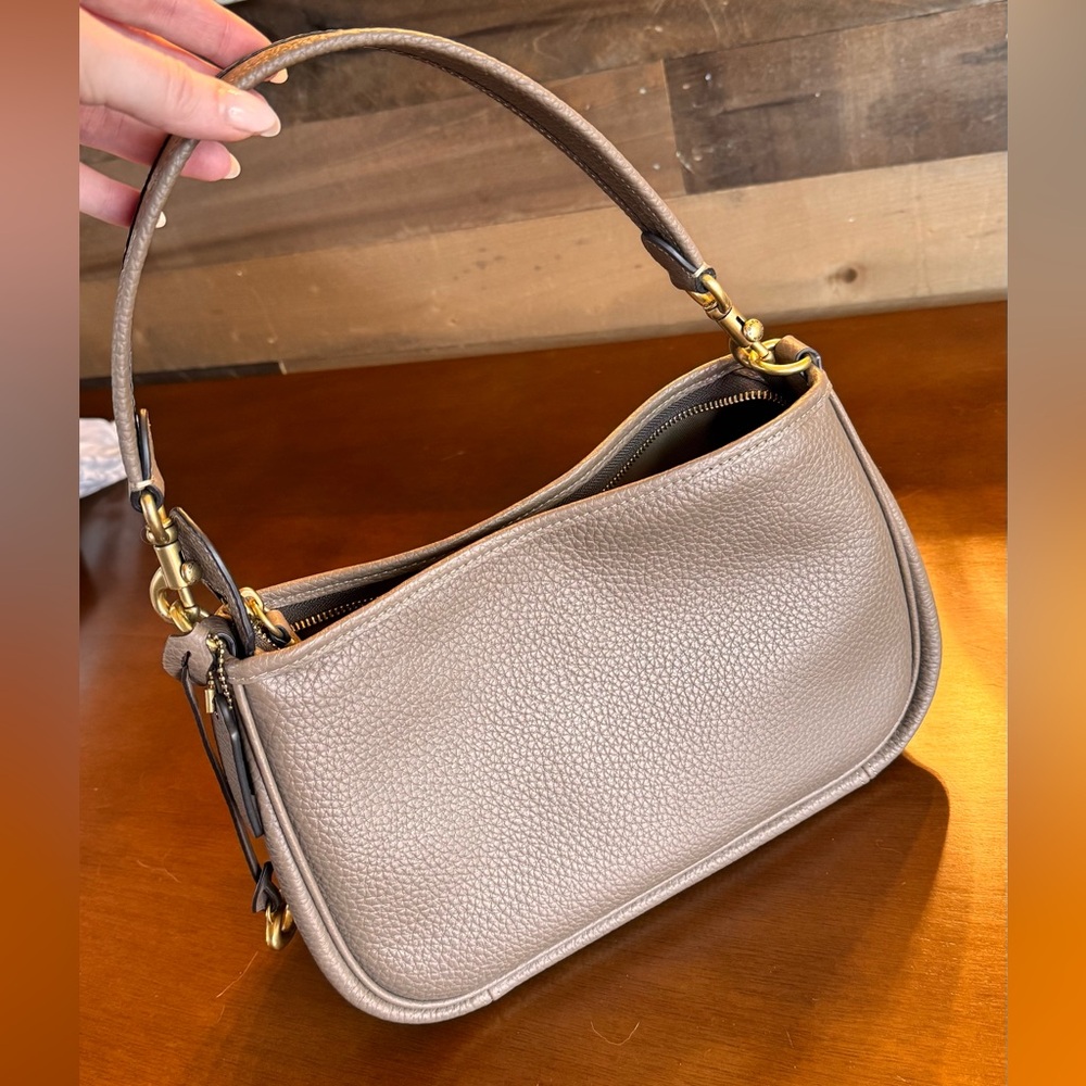 COACH Cary Convertible Crossbody
